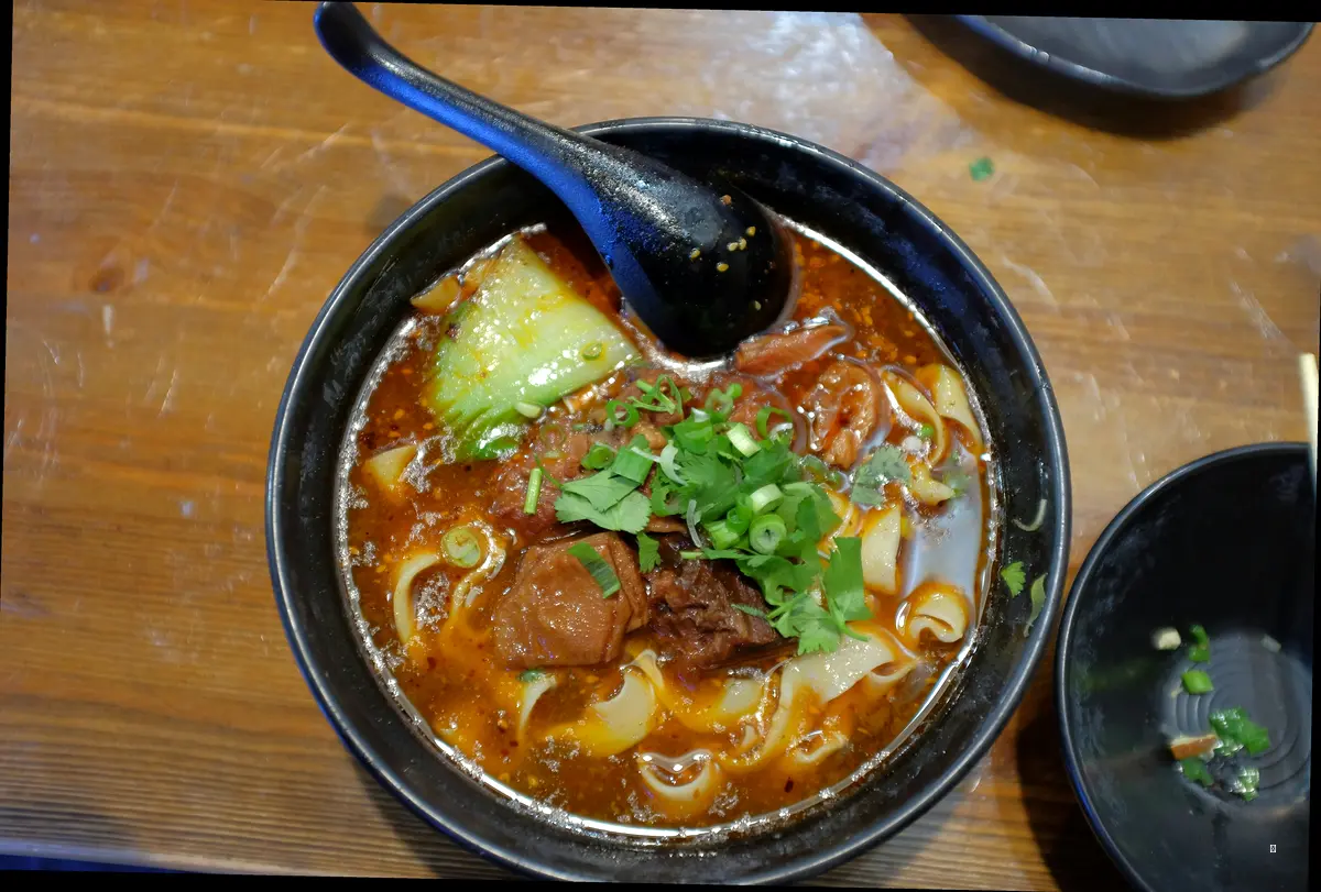 등뼈수육: 입안에서 살살 녹는 마성의 맛